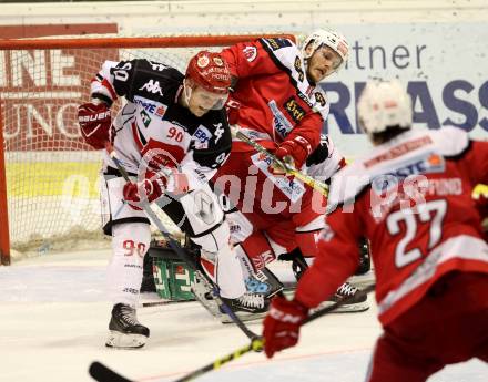 EBEL. Eishockey Bundesliga.  KAC gegen HC TWK Innsbruck. Stefan Geier, (KAC), Mario Lamoureux  (Innsbruck). Klagenfurt, am 2.10.2016.
Foto: Kuess 
---
pressefotos, pressefotografie, kuess, qs, qspictures, sport, bild, bilder, bilddatenbank