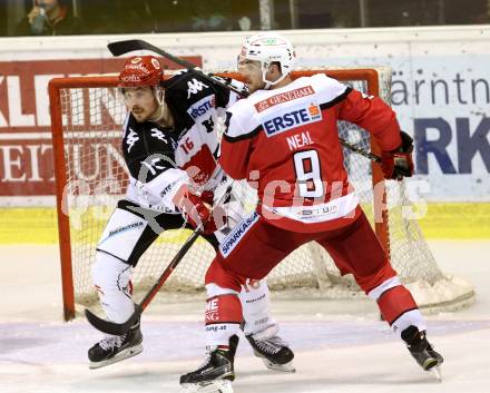 EBEL. Eishockey Bundesliga.  KAC gegen HC TWK Innsbruck. Matthew Neal, (KAC), Austin Smith  (Innsbruck). Klagenfurt, am 2.10.2016.
Foto: Kuess 
---
pressefotos, pressefotografie, kuess, qs, qspictures, sport, bild, bilder, bilddatenbank