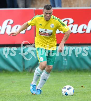 Fussball Unterliga West. St. Jakob im Rosental gegen Radenthein.  Goran Volas  (Radenthein). St. Jakob, am 2.10.2016.
Foto: Kuess
---
pressefotos, pressefotografie, kuess, qs, qspictures, sport, bild, bilder, bilddatenbank