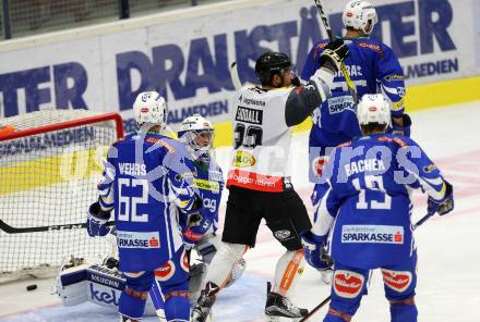 EBEL. Eishockey Bundesliga.  VSV gegen Dornbirner Eishockey Club. Torjubel Matt Siddall (Dornbirn). Villach, am 2.10.2016.
Foto: Kuess 
---
pressefotos, pressefotografie, kuess, qs, qspictures, sport, bild, bilder, bilddatenbank