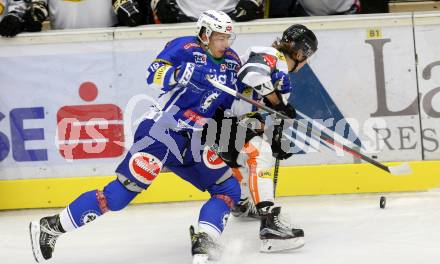 EBEL. Eishockey Bundesliga.  VSV gegen Dornbirner Eishockey Club. Valentin Leiler,  (VSV), Dominic Haberl (Dornbirn). Villach, am 2.10.2016.
Foto: Kuess 
---
pressefotos, pressefotografie, kuess, qs, qspictures, sport, bild, bilder, bilddatenbank