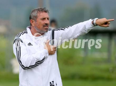 Fussball Unterliga West. St. Jakob im Rosental gegen Radenthein. Trainer Alfred Zagler (Radenthein). St. Jakob, am 2.10.2016.
Foto: Kuess
---
pressefotos, pressefotografie, kuess, qs, qspictures, sport, bild, bilder, bilddatenbank