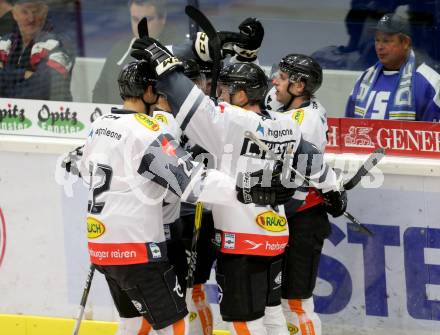 EBEL. Eishockey Bundesliga.  VSV gegen Dornbirner Eishockey Club. Torjubel (Dornbirn). Villach, am 2.10.2016.
Foto: Kuess 
---
pressefotos, pressefotografie, kuess, qs, qspictures, sport, bild, bilder, bilddatenbank