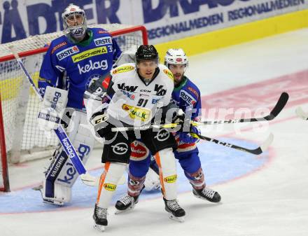 EBEL. Eishockey Bundesliga.  VSV gegen Dornbirner Eishockey Club. Olivier Roy, Samuel Labrecque, (VSV), Martin Grabher Meier  (Dornbirn). Villach, am 2.10.2016.
Foto: Kuess 
---
pressefotos, pressefotografie, kuess, qs, qspictures, sport, bild, bilder, bilddatenbank