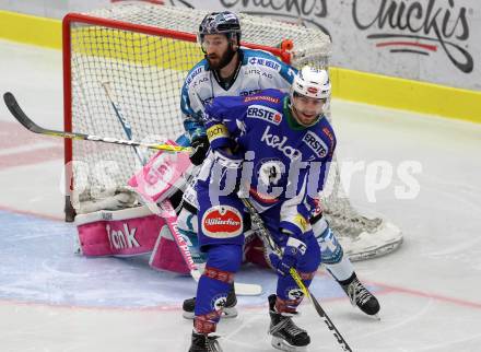 EBEL. Eishockey Bundesliga.  VSV gegen EHC Liwest Black Wings Linz. Miha Verlic,  (VSV), Brett Palin (Linz). Villach, am 4.10.2016.
Foto: Kuess 
---
pressefotos, pressefotografie, kuess, qs, qspictures, sport, bild, bilder, bilddatenbank