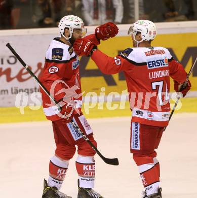 EBEL. Eishockey Bundesliga. KAC gegen 	UPC Vienna Capitals. Torjubel Christoph Duller, Jamie Lundmark (KAC). Klagenfurt, am 6.10.2016.
Foto: Kuess

---
pressefotos, pressefotografie, kuess, qs, qspictures, sport, bild, bilder, bilddatenbank