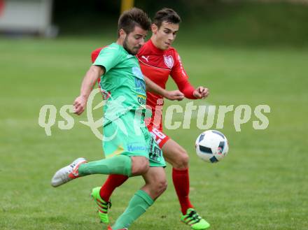 Fussball Kaerntner Liga. ATUS Ferlach gegen Lendorf. Martin Sustersic,  (Ferlach), Florian Sixt (Lendorf). Ferlach, am 8.10.2016.
Foto: Kuess
---
pressefotos, pressefotografie, kuess, qs, qspictures, sport, bild, bilder, bilddatenbank