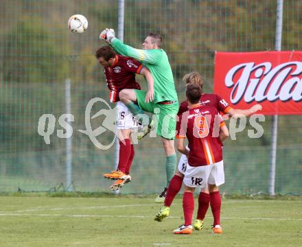 Fussball. Unterliga West. Ludmannsdorf gegen St. Jakob/Ros. Jernej Smukavec, Marcel Quantschnig (Ludmannsdorf), Christian Michor (St. Jakob). Ludmannsdorf, 9.10.2016.
Foto: Kuess
---
pressefotos, pressefotografie, kuess, qs, qspictures, sport, bild, bilder, bilddatenbank