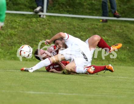 Fussball. Unterliga West. Ludmannsdorf gegen St. Jakob/Ros. Jernej Smukavec (Ludmannsdorf), Juergen Kozel (St. Jakob). Ludmannsdorf, 9.10.2016.
Foto: Kuess
---
pressefotos, pressefotografie, kuess, qs, qspictures, sport, bild, bilder, bilddatenbank