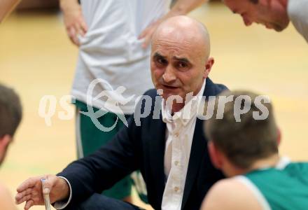 Basketball 2. Bundesliga. GD 1. Runde. Villach Raiders gegen KOS Celovec.  Trainer Dragan Sliskovic (KOS). Villach, am 9.10.2016.
Foto: Kuess
---
pressefotos, pressefotografie, kuess, qs, qspictures, sport, bild, bilder, bilddatenbank