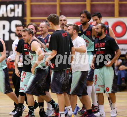 Basketball 2. Bundesliga. GD 1. Runde. Villach Raiders gegen KOS Celovec.  Jubel Villach. Villach, am 9.10.2016.
Foto: Kuess
---
pressefotos, pressefotografie, kuess, qs, qspictures, sport, bild, bilder, bilddatenbank