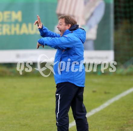 Fussball. Unterliga West. Ludmannsdorf gegen St. Jakob/Ros. Trainer Karl Sommerauer (Ludmannsdorf). Ludmannsdorf, 9.10.2016.
Foto: Kuess
---
pressefotos, pressefotografie, kuess, qs, qspictures, sport, bild, bilder, bilddatenbank