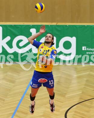 Volleyball MEVZA. SK Posojilnica Aich/Dob gegen Calcit Volleyball Kamnik. Maximilian Thaller (Aich/Dob). Bleiburg, am 13.10.2016.
Foto: Kuess

---
pressefotos, pressefotografie, kuess, qs, qspictures, sport, bild, bilder, bilddatenbank