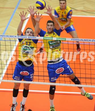 Volleyball MEVZA. SK Posojilnica Aich/Dob gegen Calcit Volleyball Kamnik. Maximilian Thaller, Uros Pavlovic (Aich/Dob). Bleiburg, am 13.10.2016.
Foto: Kuess

---
pressefotos, pressefotografie, kuess, qs, qspictures, sport, bild, bilder, bilddatenbank