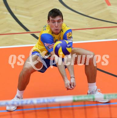 Volleyball MEVZA. SK Posojilnica Aich/Dob gegen Calcit Volleyball Kamnik. Anestis Dalakouras (Aich/Dob). Bleiburg, am 13.10.2016.
Foto: Kuess

---
pressefotos, pressefotografie, kuess, qs, qspictures, sport, bild, bilder, bilddatenbank