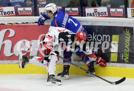 EBEL. Eishockey Bundesliga.  VSV gegen HC TWK Innsbruck Die Haie. Samuel Labrecque, (VSV), Daniel Mitterdorfer (Innsbruck). Villach, am 14.10.2016.
Foto: Kuess 
---
pressefotos, pressefotografie, kuess, qs, qspictures, sport, bild, bilder, bilddatenbank