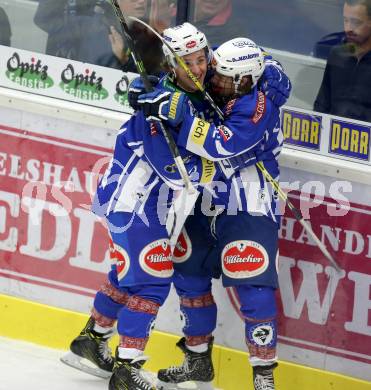 EBEL. Eishockey Bundesliga.  VSV gegen HC TWK Innsbruck Die Haie. Torjubel Christof Kromp, Benjamin Lanzinger (VSV). Villach, am 14.10.2016.
Foto: Kuess 
---
pressefotos, pressefotografie, kuess, qs, qspictures, sport, bild, bilder, bilddatenbank