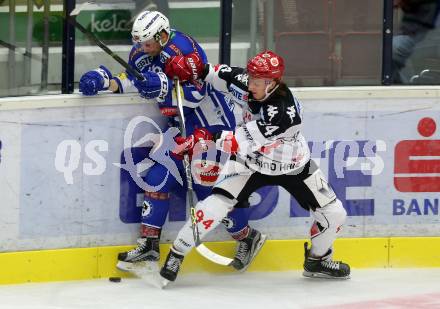 EBEL. Eishockey Bundesliga.  VSV gegen HC TWK Innsbruck Die Haie. Dustin Johner, (VSV), Dominique Saringer (Innsbruck). Villach, am 14.10.2016.
Foto: Kuess 
---
pressefotos, pressefotografie, kuess, qs, qspictures, sport, bild, bilder, bilddatenbank