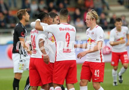 Fussball Bundesliga. RZ Pellets WAC gegen  FC Red Bull Salzburg.  Torjubel  (Salzburg). Wolfsberg, am 15.10.2016.
Foto: Kuess
---
pressefotos, pressefotografie, kuess, qs, qspictures, sport, bild, bilder, bilddatenbank