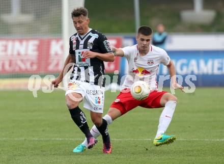 Fussball Bundesliga. RZ Pellets WAC gegen  FC Red Bull Salzburg. Christopher Wernitznig, (WAC), Duje Caleta Car (Salzburg). Wolfsberg, am 15.10.2016.
Foto: Kuess
---
pressefotos, pressefotografie, kuess, qs, qspictures, sport, bild, bilder, bilddatenbank