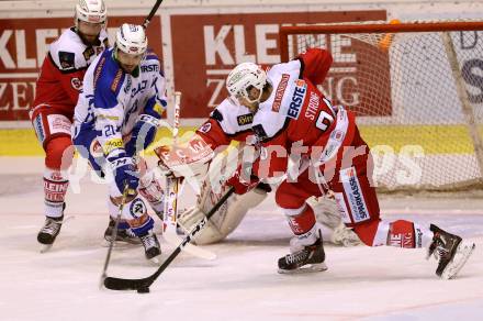 EBEL. Eishockey Bundesliga. KAC gegen VSV. Steven Strong,  (KAC), Benjamin Petrik (VSV). Klagenfurt, am 16.10.2016.
Foto: Kuess

---
pressefotos, pressefotografie, kuess, qs, qspictures, sport, bild, bilder, bilddatenbank