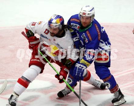 EBEL. Eishockey Bundesliga. VSV gegen EC Red Bull Salzburg. Brock McBride, (VSV), Michael Schiechl  (Salzburg). Villach, am 18.10.2016.
Foto: Kuess

---
pressefotos, pressefotografie, kuess, qs, qspictures, sport, bild, bilder, bilddatenbank