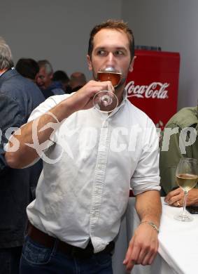 Eroeffnung Bueroraeumlichkeiten. Slowenischer Sportverband. Slovenska sportna zveza. Sportpark Klagenfurt, 18.10.2016.
Foto: Kuess
---
pressefotos, pressefotografie, kuess, qs, qspictures, sport, bild, bilder, bilddatenbank