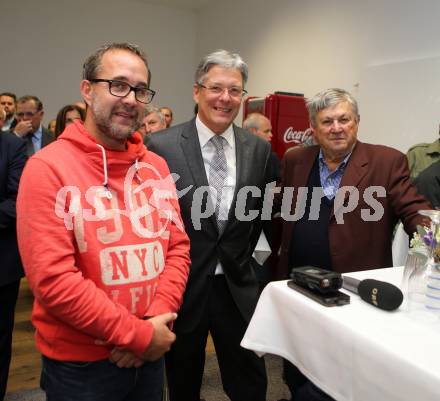 Eroeffnung Bueroraeumlichkeiten. Slowenischer Sportverband. Slovenska sportna zveza. Sportpark Klagenfurt, 18.10.2016.
Foto: Kuess
---
pressefotos, pressefotografie, kuess, qs, qspictures, sport, bild, bilder, bilddatenbank