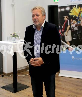 Eroeffnung Bueroraeumlichkeiten. Slowenischer Sportverband. Slovenska sportna zveza. Sportpark Klagenfurt, 18.10.2016.
Foto: Kuess
---
pressefotos, pressefotografie, kuess, qs, qspictures, sport, bild, bilder, bilddatenbank