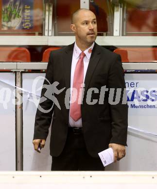 Eishockey AHL. Sky Alps Hockey League. KAC gegen Jesenice. Trainer Ryan Foster (KAC). Klagenfurt, am 18.10.2016.
Foto: Kuess

---
pressefotos, pressefotografie, kuess, qs, qspictures, sport, bild, bilder, bilddatenbank