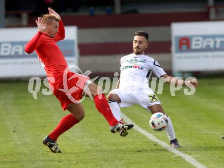 Fussball. Kaerntner Liga. Ferlach Atus gegen Voelkermarkt. Dejan Kern (Ferlach), Yosifov Svetlozar Angelov (Voelkermarkt). Ferlach, 22.10.2016.
Foto: Kuess
---
pressefotos, pressefotografie, kuess, qs, qspictures, sport, bild, bilder, bilddatenbank