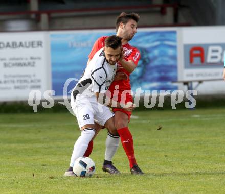 Fussball. Kaerntner Liga. Ferlach Atus gegen Voelkermarkt. Abian Jose Serrano Davila  (Ferlach), Yosifov Svetlozar Angelov (Voelkermarkt). Ferlach, 22.10.2016.
Foto: Kuess
---
pressefotos, pressefotografie, kuess, qs, qspictures, sport, bild, bilder, bilddatenbank