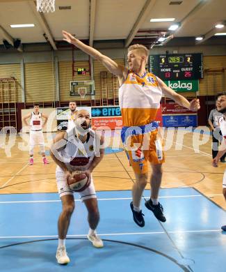 Basketball 2. Bundesliga. GD 3. Runde Woerthersee Piraten gegen BBU Salzburg. Joachim Buggelsheim, (Piraten), Julian Michael Haas  (Salzburg). Klagenfurt, am 22.10.2016.
Foto: Kuess
---
pressefotos, pressefotografie, kuess, qs, qspictures, sport, bild, bilder, bilddatenbank