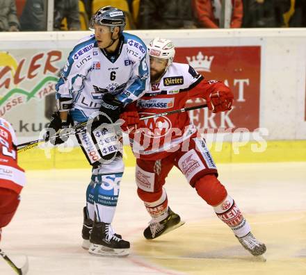 EBEL. Eishockey Bundesliga. KAC gegen EHC Liwest Black Wings Linz. Christoph Duller, (KAC), Jonathan D Aversa  (Linz). Klagenfurt, am 23.10.2016.
Foto: Kuess

---
pressefotos, pressefotografie, kuess, qs, qspictures, sport, bild, bilder, bilddatenbank