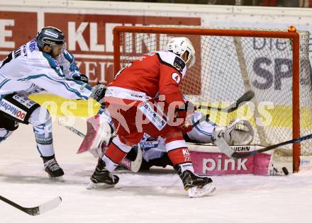 EBEL. Eishockey Bundesliga. KAC gegen EHC Liwest Black Wings Linz. Mark Popovic,  (KAC), Brett Palin, Michael Ouzas (Linz). Klagenfurt, am 23.10.2016.
Foto: Kuess

---
pressefotos, pressefotografie, kuess, qs, qspictures, sport, bild, bilder, bilddatenbank