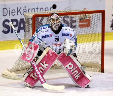 EBEL. Eishockey Bundesliga. KAC gegen EHC Liwest Black Wings Linz. Michael Ouzas (Linz). Klagenfurt, am 23.10.2016.
Foto: Kuess

---
pressefotos, pressefotografie, kuess, qs, qspictures, sport, bild, bilder, bilddatenbank