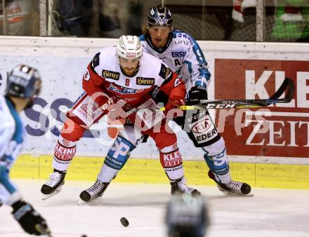 EBEL. Eishockey Bundesliga. KAC gegen EHC Liwest Black Wings Linz. Matthew Neal,  (KAC), Brian Lebler (Linz). Klagenfurt, am 23.10.2016.
Foto: Kuess

---
pressefotos, pressefotografie, kuess, qs, qspictures, sport, bild, bilder, bilddatenbank