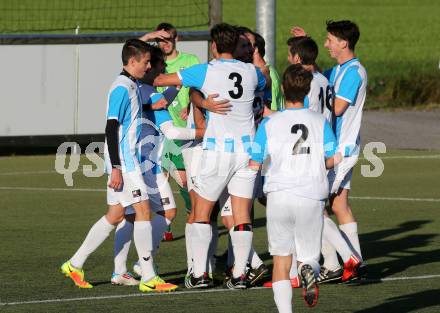 Fussball 2. KLasse D. Moosburg gegen Launsdorf. Torjubel Alen Cirikovic (Launsdorf). Moosburg, am 22.10.2016.
Foto: Kuess
---
pressefotos, pressefotografie, kuess, qs, qspictures, sport, bild, bilder, bilddatenbank