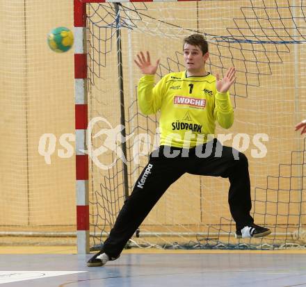 Handball HLA. SC Ferlach gegen Moser Medical UHK Krems. Matthias Meleschnig (Ferlach). Ferlach, am 25.10.2016.
Foto: Kuess

---
pressefotos, pressefotografie, kuess, qs, qspictures, sport, bild, bilder, bilddatenbank