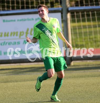 Fussball 2. KLasse D. Moosburg gegen Launsdorf. Torjubel Dominik Merva  (Moosburg). Moosburg, am 22.10.2016.
Foto: Kuess
---
pressefotos, pressefotografie, kuess, qs, qspictures, sport, bild, bilder, bilddatenbank