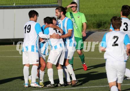 Fussball 2. KLasse D. Moosburg gegen Launsdorf. Torjubel Alen Cirikovic (Launsdorf). Moosburg, am 22.10.2016.
Foto: Kuess
---
pressefotos, pressefotografie, kuess, qs, qspictures, sport, bild, bilder, bilddatenbank