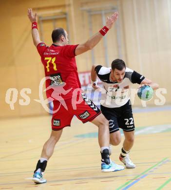 Handball HLA. SC Ferlach gegen Moser Medical UHK Krems. Dean Pomorisac,  (Ferlach), Vlatko Mitkov (Krems). Ferlach, am 25.10.2016.
Foto: Kuess

---
pressefotos, pressefotografie, kuess, qs, qspictures, sport, bild, bilder, bilddatenbank