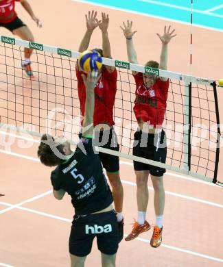 Volleyball Bundesliga. VBK Woerthersee Loewen gegen VC Graz.  Simon Baldauf, Jakob Reiter (Woerthersee Loewen). Klagenfurt, am 26.10.2016.
Foto: Kuess
---
pressefotos, pressefotografie, kuess, qs, qspictures, sport, bild, bilder, bilddatenbank