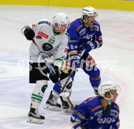 EBEL. Eishockey Bundesliga. VSV gegen	HDD Olimpija Ljubljana. Mikko Jokela,  (VSV), Sebastjan Hadzic (Laibach). Villach, am 28.10.2016.
Foto: Kuess

---
pressefotos, pressefotografie, kuess, qs, qspictures, sport, bild, bilder, bilddatenbank