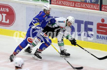 EBEL. Eishockey Bundesliga. VSV gegen	HDD Olimpija Ljubljana. Miha Verlic,  (VSV), Sascha Guimond (Laibach). Villach, am 28.10.2016.
Foto: Kuess

---
pressefotos, pressefotografie, kuess, qs, qspictures, sport, bild, bilder, bilddatenbank