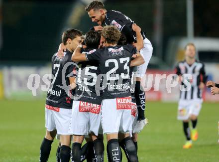 Fussball Bundesliga. RZ Pellets WAC gegen SV Mattersburg. Torjubel WAC. Wolfsberg, am 29.10.2016.
Foto: Kuess

---
pressefotos, pressefotografie, kuess, qs, qspictures, sport, bild, bilder, bilddatenbank