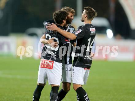 Fussball Bundesliga. RZ Pellets WAC gegen SV Mattersburg. Torjubel Boris Huettenbrenner, Thomas Zuendel, Philipp Prosenik (WAC). Wolfsberg, am 29.10.2016.
Foto: Kuess

---
pressefotos, pressefotografie, kuess, qs, qspictures, sport, bild, bilder, bilddatenbank