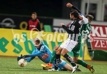 Fussball Bundesliga. RZ Pellets WAC gegen SV Mattersburg. Christian Dobnik,  Nemanja Rnic, (WAC), Thorsten Roecher (Mattersburg). Wolfsberg, am 29.10.2016.
Foto: Kuess

---
pressefotos, pressefotografie, kuess, qs, qspictures, sport, bild, bilder, bilddatenbank