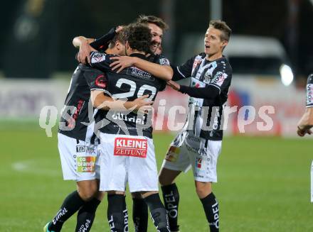 Fussball Bundesliga. RZ Pellets WAC gegen SV Mattersburg.  Torjubel Boris Huettenbrenner, Thomas Zuendel, Philipp Prosenik, Gerald Nutz (WAC). Wolfsberg, am 29.10.2016.
Foto: Kuess

---
pressefotos, pressefotografie, kuess, qs, qspictures, sport, bild, bilder, bilddatenbank