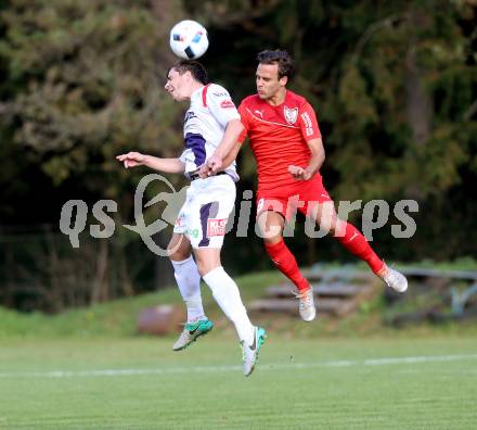 Fussball. Kaerntner Liga. Atus Ferlach gegen SAK. Ernst Golautschnig (Ferlach), Philipp Diex (SAK). Ferlach, 29.10.2016.
Foto: Kuess
---
pressefotos, pressefotografie, kuess, qs, qspictures, sport, bild, bilder, bilddatenbank